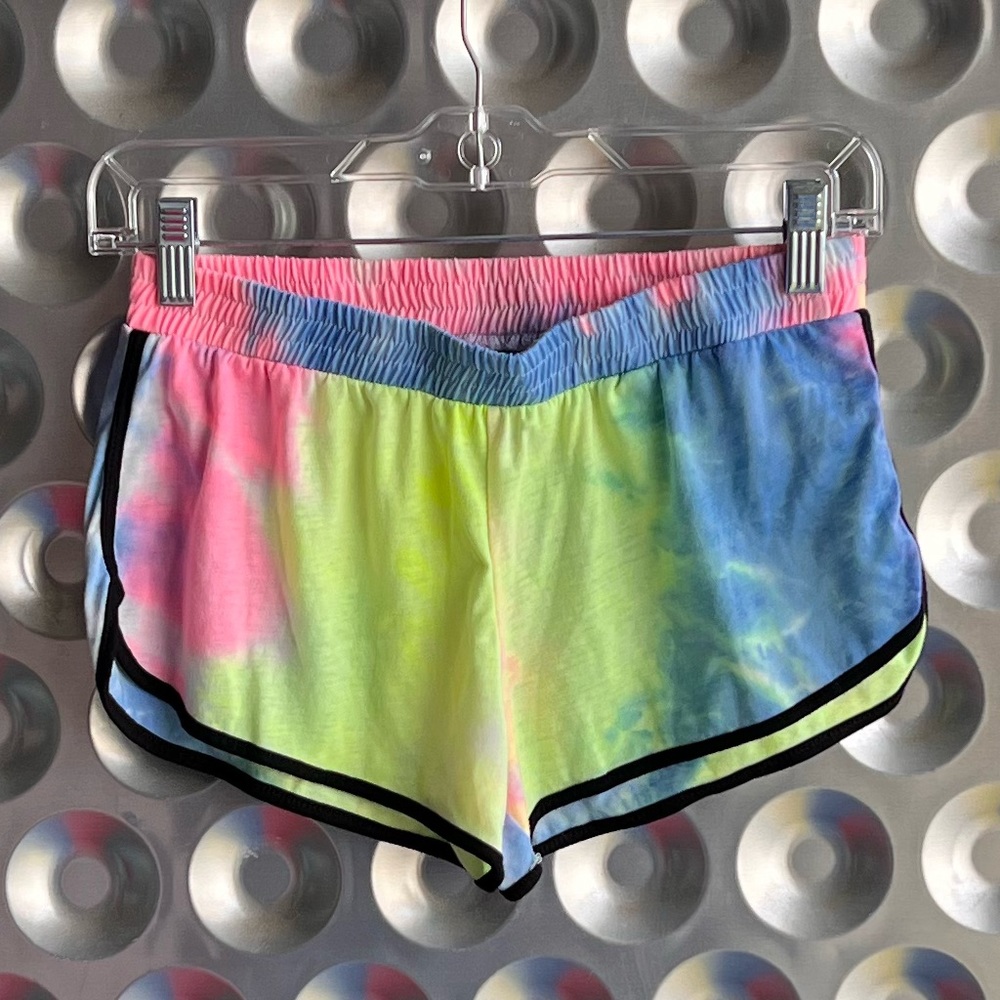 Tie die short shorts